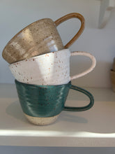 Load image into Gallery viewer, Cappucino cup mørkegrøn
